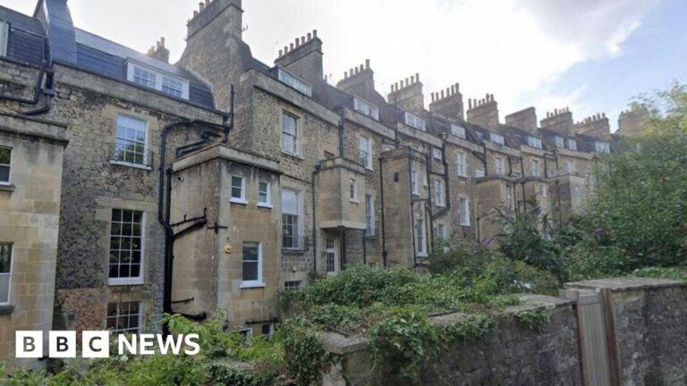 Read more about the article Bath man who smothered wife of 62 years is spared jail