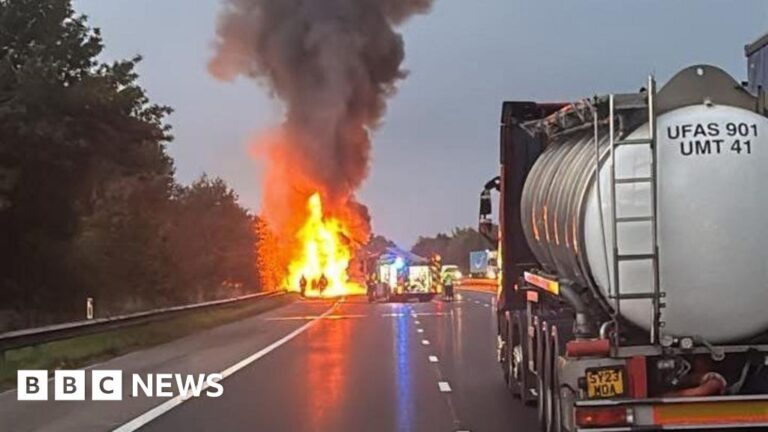 Read more about the article ‘Rise in EV battery fires’ and ‘blaze destroys family’s home’