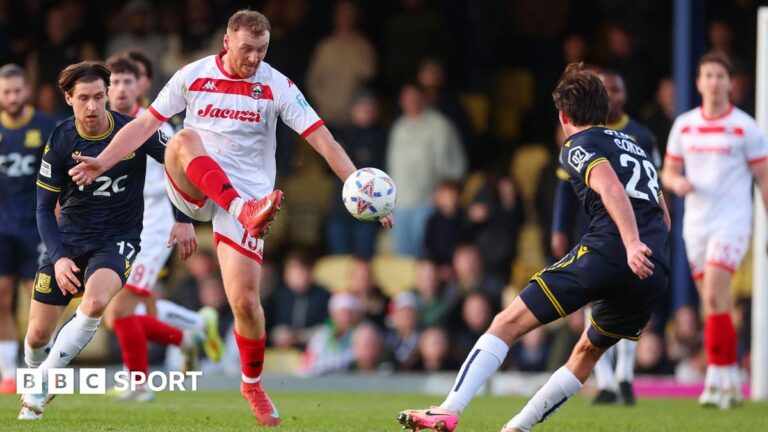 Read more about the article Weakened Truro City out of FA Trophy after 4-0 Southend United loss
