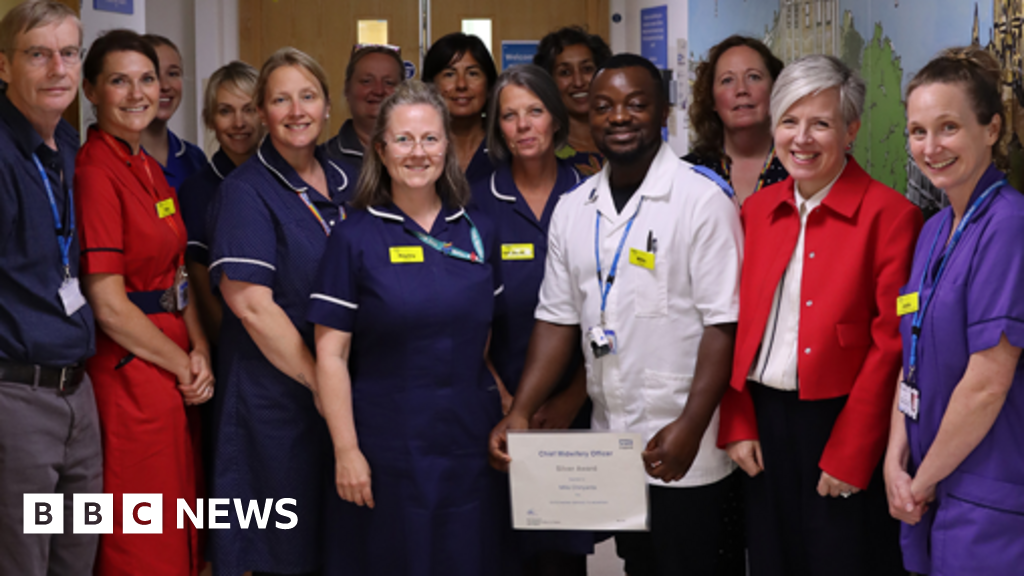 You are currently viewing Bath hospital maternity team delighted by positive survey results