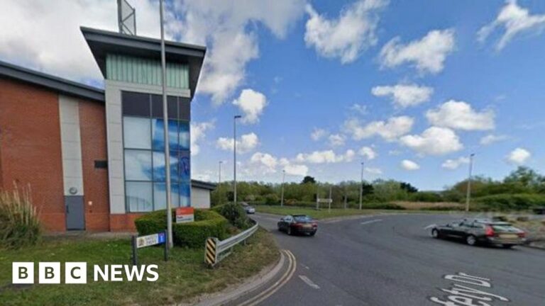 Read more about the article Drivers sought after death of motorcyclist, 17, in Poole