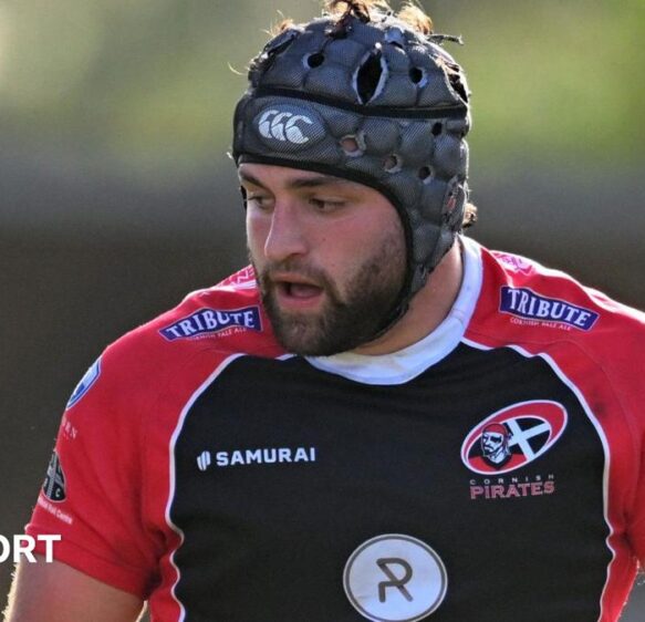 Alessandro Heaney: Cornish Pirates prop to leave in New Year