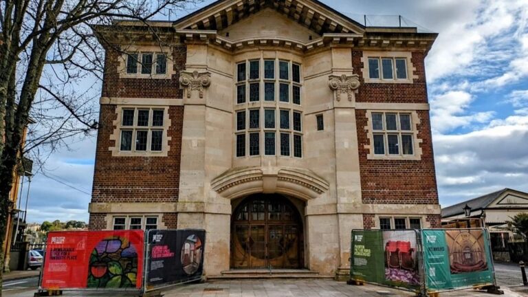 Read more about the article Historic England have given the Paignton Picture House £675,000 to help with its restoration