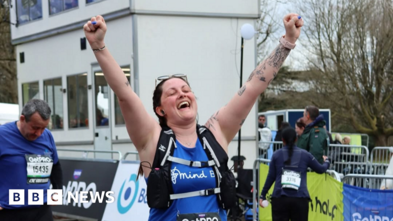 Read more about the article Winter wellbeing scheme urges people in Bath to ‘reach out’