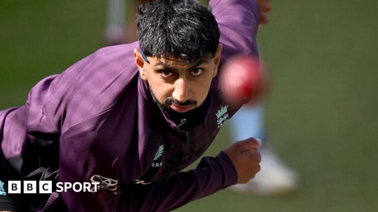 Read more about the article The Ashes: Shoaib Bashir and Matthew Potts named in England XII for final Test