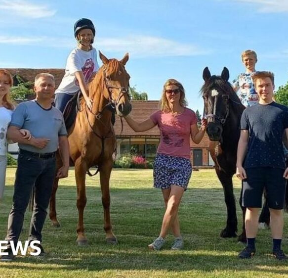 Can community groups help cut small boat crossings?