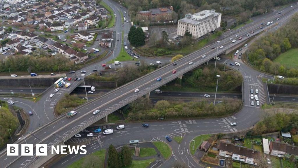 You are currently viewing Residents set to quiz council on Manadon roundabout revamp