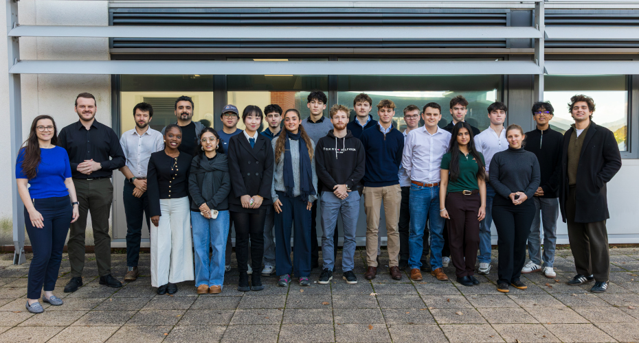Student science and engineering entrepreneurs win cash prizes through fellowship competition