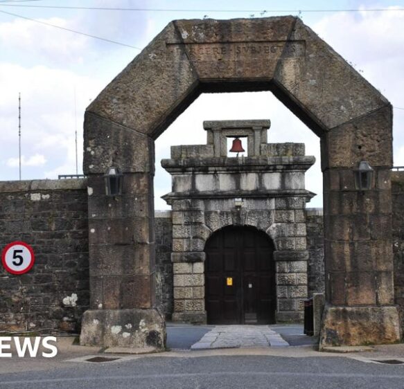 Poor decisions behind signing Dartmoor prison’s lease, MPs say